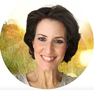 Maria José B.