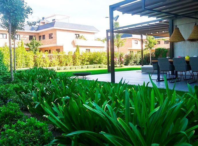 Jardín de diseño en Valdemarín, Madrid