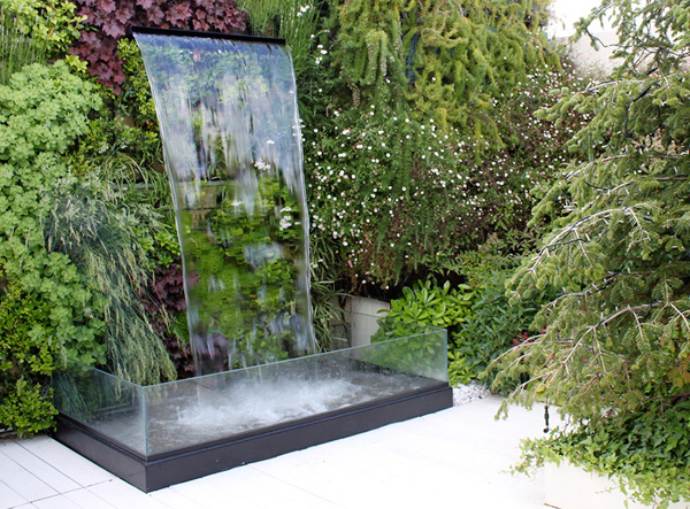 Terraza en atico con jardin vertical 1